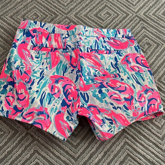 NEW Lilly Pulitzer Shorts Size 0 - Picture 2 of 3
